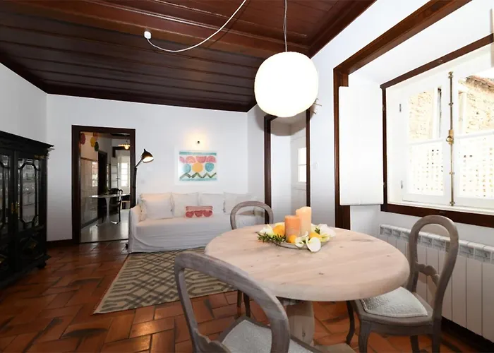 Casa Do Pátio, Casaspensadas Juncal (Leiria)