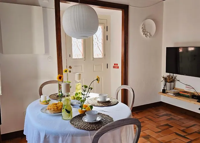 Casa Do Pátio, Casaspensadas Juncal (Leiria)